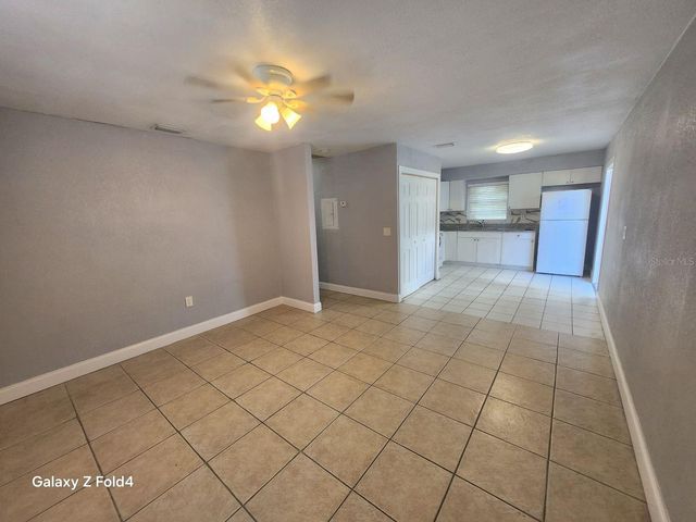 5720 N LINCOLN AVENUE D, Tampa, FL 33614