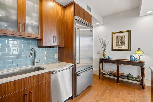 51 Islington St Unit 201, Portsmouth, NH 03801