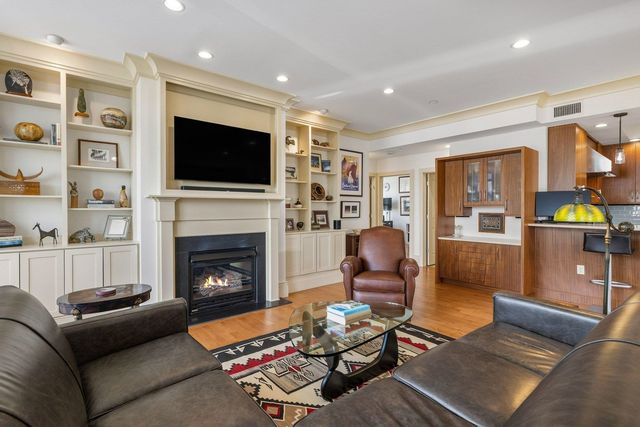 51 Islington St Unit 201, Portsmouth, NH 03801