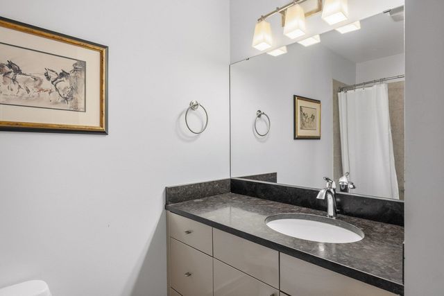 51 Islington St Unit 201, Portsmouth, NH 03801