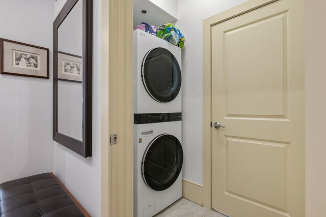 51 Islington St Unit 201, Portsmouth, NH 03801