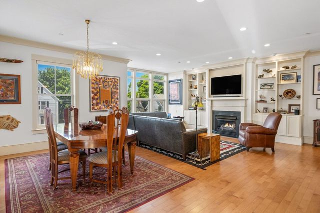 51 Islington St Unit 201, Portsmouth, NH 03801