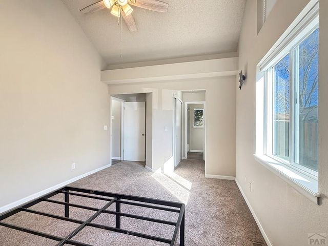 1510 Kingsroyal Blvd, Pueblo, CO 81005