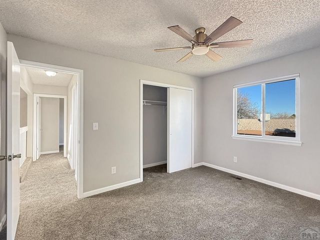 1510 Kingsroyal Blvd, Pueblo, CO 81005