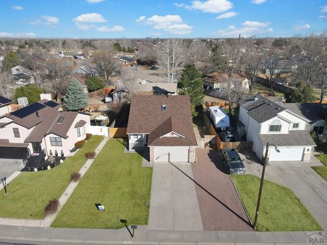 1510 Kingsroyal Blvd, Pueblo, CO 81005