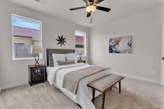 20 Bravo Road, Los Lunas, NM 87031
