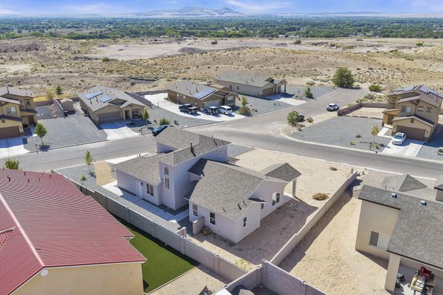 20 Bravo Road, Los Lunas, NM 87031