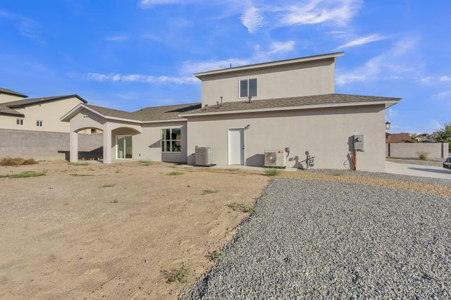 20 Bravo Road, Los Lunas, NM 87031