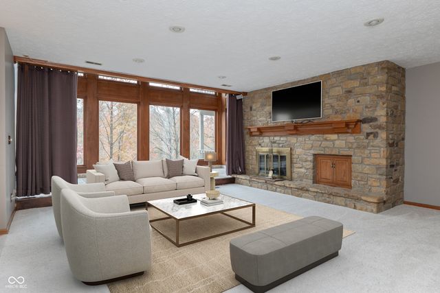 8649 Bay Colony Drive, Indianapolis, IN 46234
