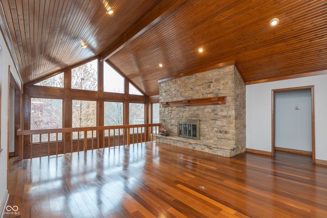 8649 Bay Colony Drive, Indianapolis, IN 46234
