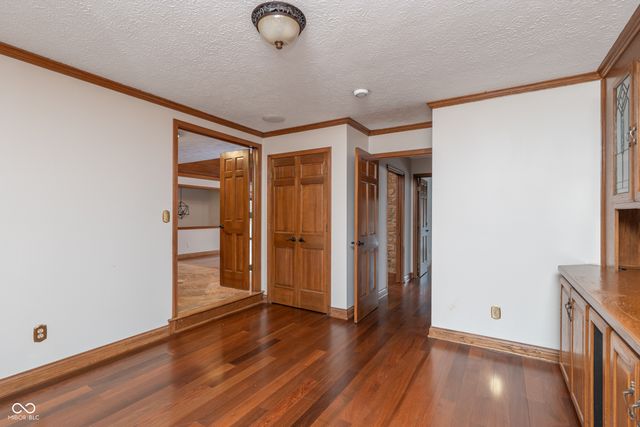 8649 Bay Colony Drive, Indianapolis, IN 46234