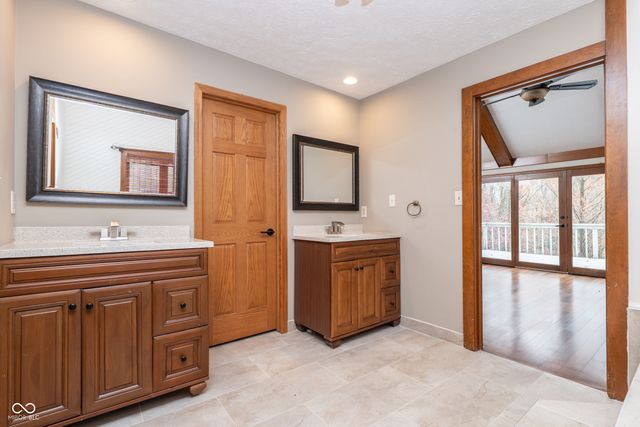 8649 Bay Colony Drive, Indianapolis, IN 46234