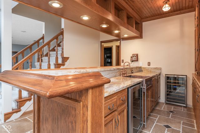 8649 Bay Colony Drive, Indianapolis, IN 46234
