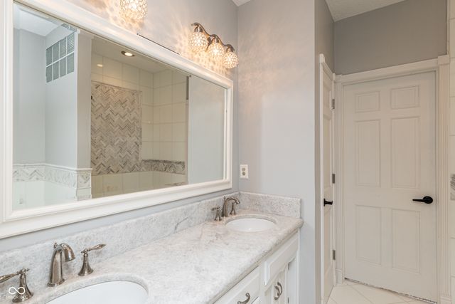 8649 Bay Colony Drive, Indianapolis, IN 46234