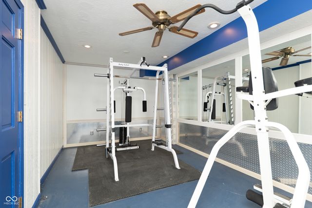 8649 Bay Colony Drive, Indianapolis, IN 46234