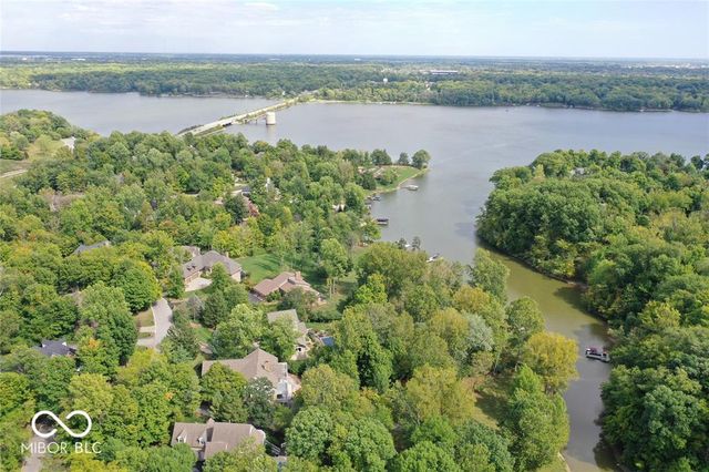 8649 Bay Colony Drive, Indianapolis, IN 46234