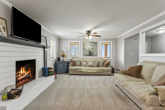 881 Mount Olivet Rd, Columbia, TN 38401