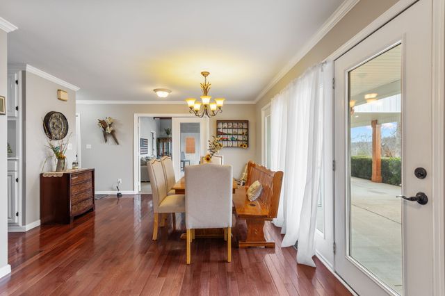 881 Mount Olivet Rd, Columbia, TN 38401