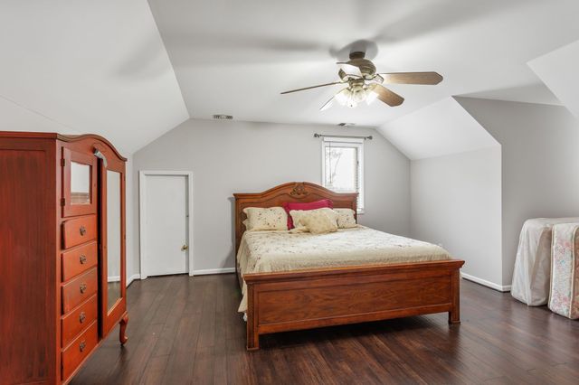 881 Mount Olivet Rd, Columbia, TN 38401