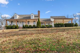 881 Mount Olivet Rd, Columbia, TN 38401
