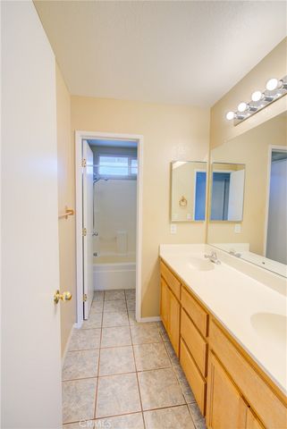 174 Castlewood Avenue, Lathrop, CA 95330