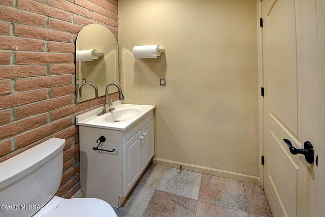 10451 E Plumeria Road, Tucson, AZ 85749