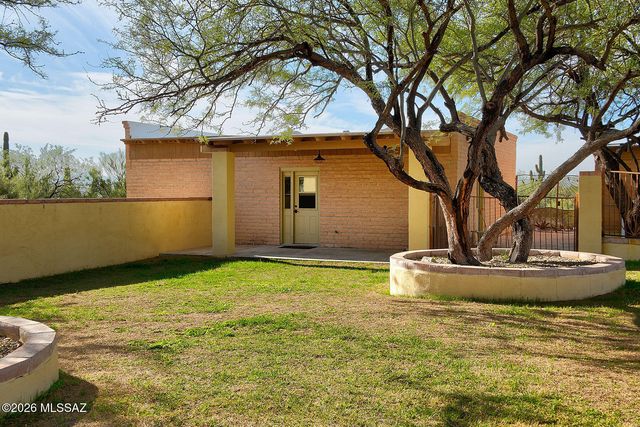 10451 E Plumeria Road, Tucson, AZ 85749