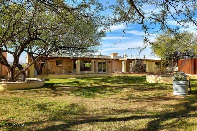 10451 E Plumeria Road, Tucson, AZ 85749