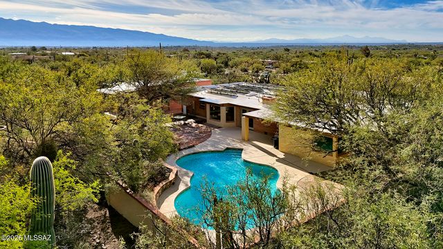 10451 E Plumeria Road, Tucson, AZ 85749