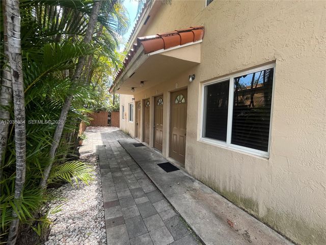 1419 SW 22nd Ave, Miami, FL 33145