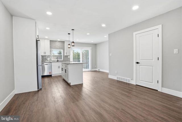 3641 N HEREFORD LN, Philadelphia, PA 19114