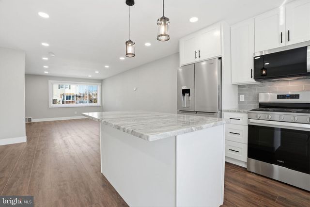 3641 N HEREFORD LN, Philadelphia, PA 19114