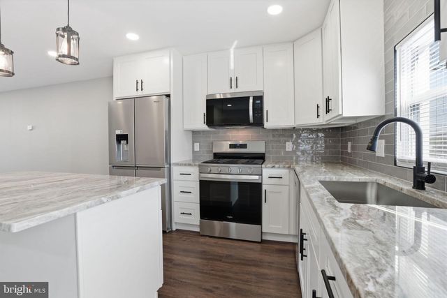 3641 N HEREFORD LN, Philadelphia, PA 19114