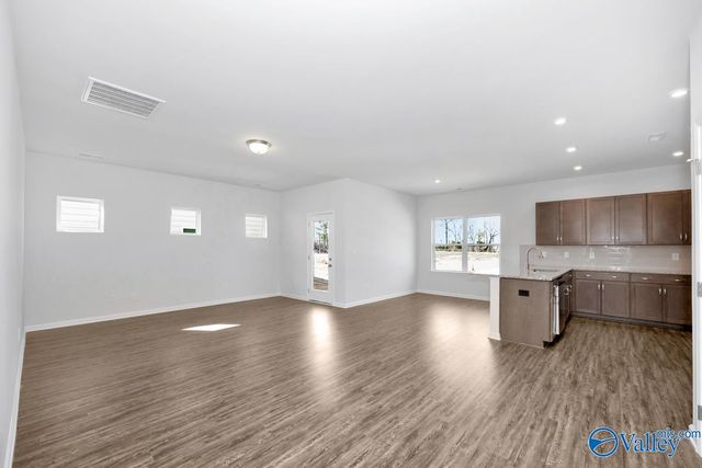 1132 Tanger Glen Trail NW, Harvest, AL 35749