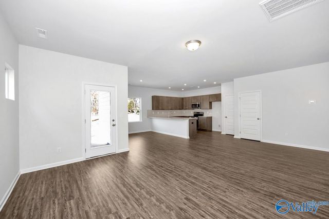 1132 Tanger Glen Trail NW, Harvest, AL 35749