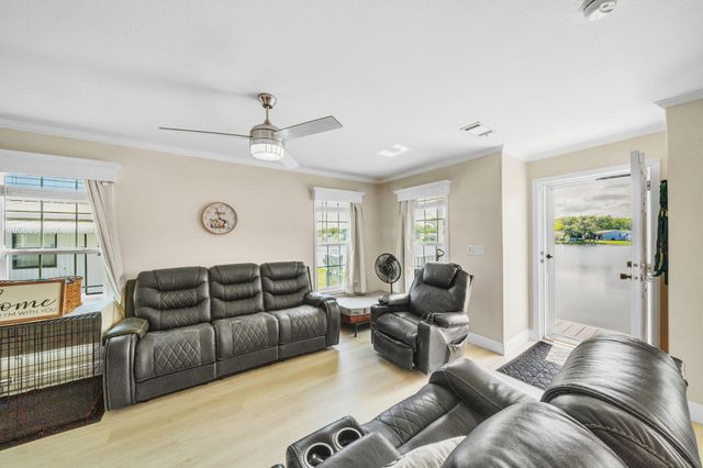 164 Plantation Boulevard, Lake Worth, FL 33467