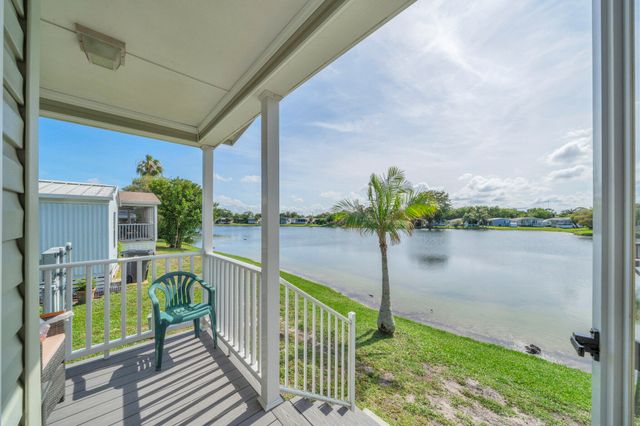 164 Plantation Boulevard, Lake Worth, FL 33467