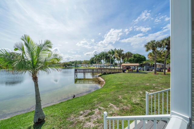 164 Plantation Boulevard, Lake Worth, FL 33467