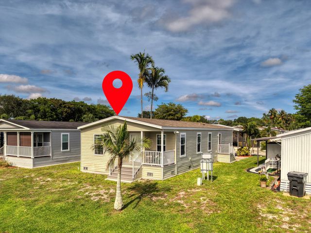 164 Plantation Boulevard, Lake Worth, FL 33467
