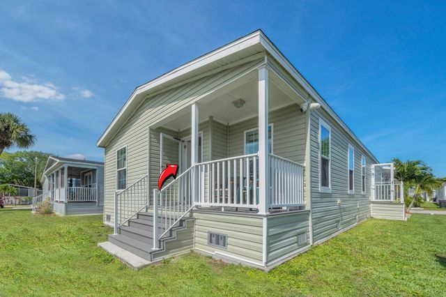 164 Plantation Boulevard, Lake Worth, FL 33467