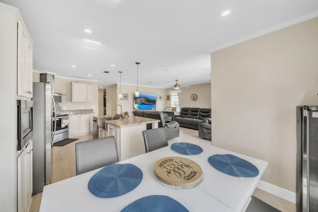 164 Plantation Boulevard, Lake Worth, FL 33467