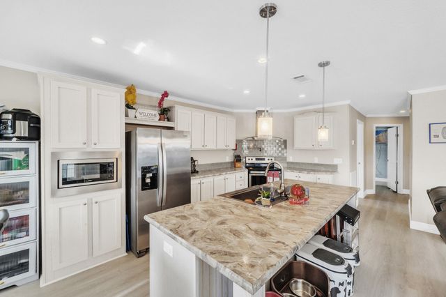 164 Plantation Boulevard, Lake Worth, FL 33467