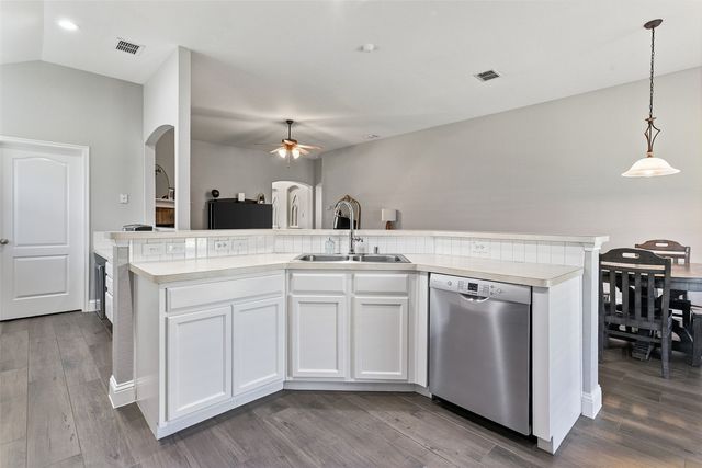 11616 Maddie Avenue, Fort Worth, TX 76244