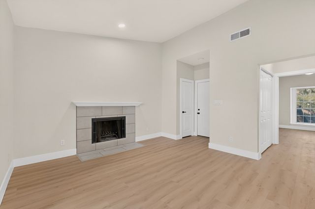 8600 Coppertowne Lane 1407, Dallas, TX 75243