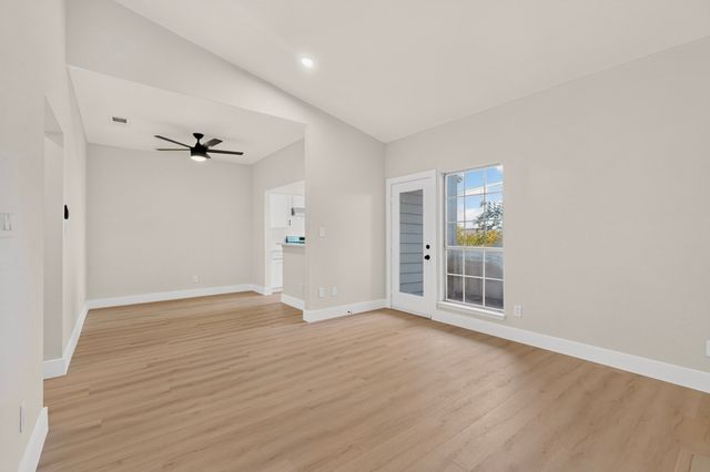 8600 Coppertowne Lane 1407, Dallas, TX 75243