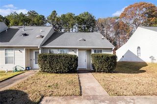 6174 Field Stone Drive, Douglasville, GA 30134