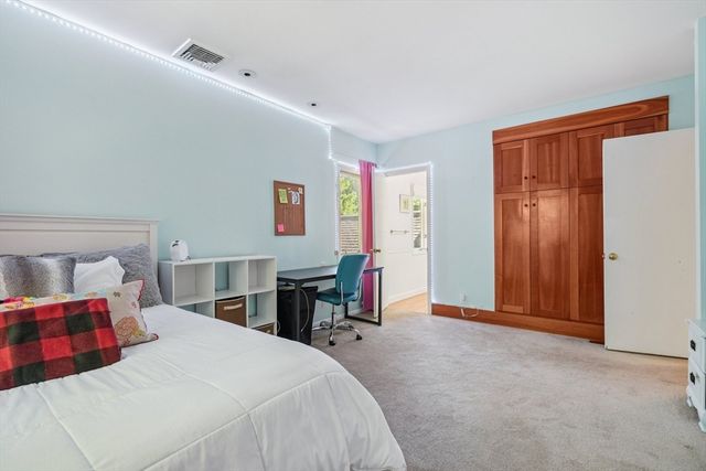 45 S Shaker Rd, Harvard, MA 01451