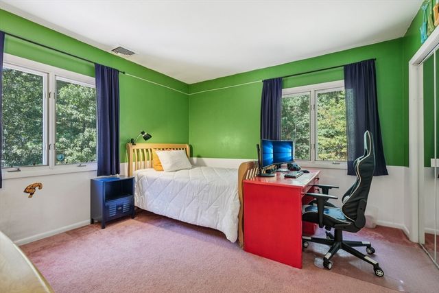 45 S Shaker Rd, Harvard, MA 01451