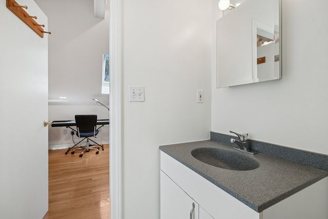 45 S Shaker Rd, Harvard, MA 01451