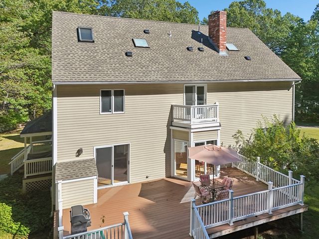 45 S Shaker Rd, Harvard, MA 01451